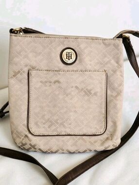 Tommy Hilfiger Monogram Crossbody Bag Beige Logo Jacquard Small Purse